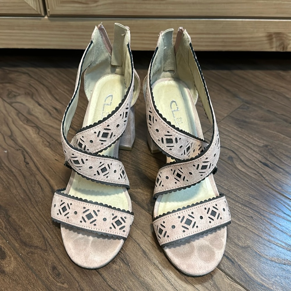 CL By Laundry bock heels